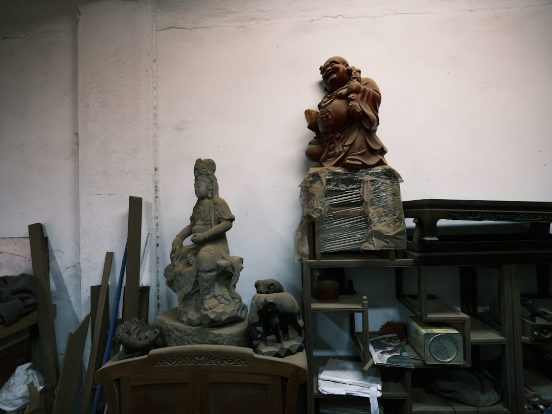 Looksmaxxing: Unpacking the Quest for the 'Perfect' Male Aesthetic